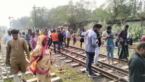 আক্কেলপুরে ট্রেনে কাটা পড়ে এক ব্যক্তির মৃত্যু