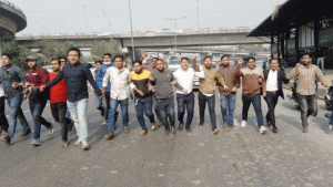 রাজধানীতে হরতাল সমর্থনে ছাত্রদলের মিছিল