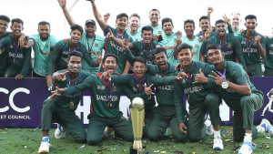 আরও বড় হতে পারে না কেন