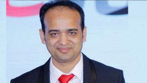 ইভ্যালির সিইও রাসেল কারামুক্ত
