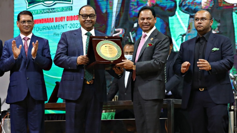 এবিজি বসুন্ধরা বিজয় দিবস গলফ টুর্নামেন্ট সম্পন্ন এবিজি বসুন্ধরা বিজয় দিবস গলফ টুর্নামেন্ট সম্পন্ন