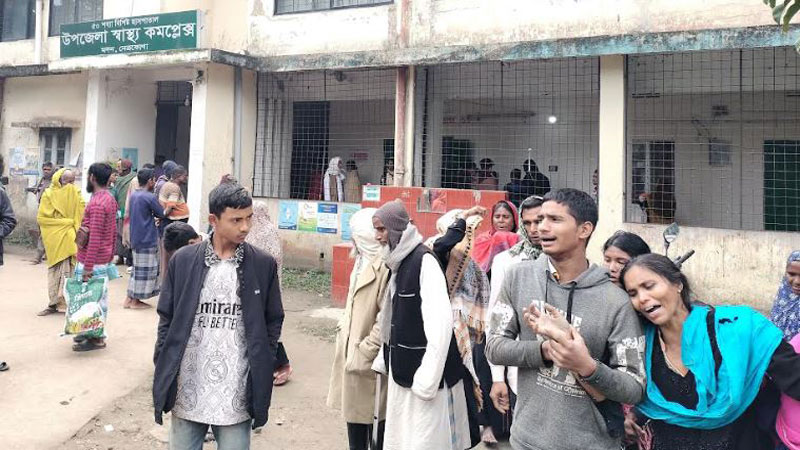 নিয়ন্ত্রণ হারিয়ে খালে পড়ে অটোচালক নিহত নিয়ন্ত্রণ হারিয়ে খালে পড়ে অটোচালক নিহত