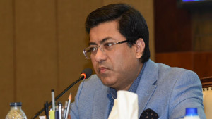 ব্যবসা করলে ট্রেড লাইসেন্স নিতেই হবে: মেয়র তাপস