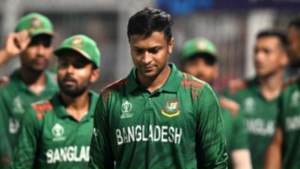 সাকিব বড্ড অচেনা