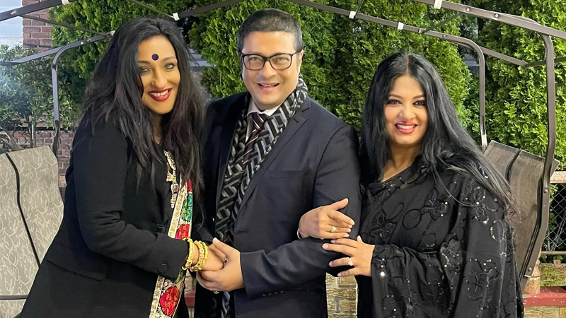 মহানায়িকার সুবাদে একসঙ্গে তিন বন্ধু মহানায়িকার সুবাদে একসঙ্গে তিন বন্ধু