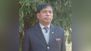 কলেজ শিক্ষককে ছুরিকাঘাত দুর্বৃত্তদের