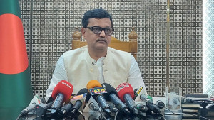 জলদস্যুদের হাতে বন্দি নাবিকদের এ মাসেই উদ্ধার সম্ভব হবে: প্রতিমন্ত্রী