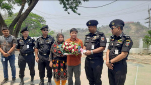 রুমায় অপহৃত ব্যাংক ম্যানেজারকে পরিবারের কাছে হস্তান্তর