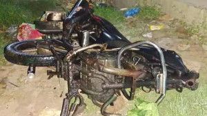 গৌরনদীতে যাত্রীবাহী বাসের চাকায় পিষ্ট হয়ে হয়ে দুলাভাই-শ্যালক নিহত