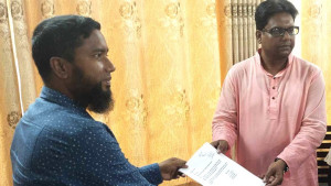 প্রার্থিতা প্রত্যাহার করলেন প্রতিমন্ত্রী পলকের শ্যালক