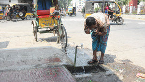 স্কুল খুলছে কাল, উদ্বেগে অভিভাবক
