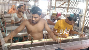 জামদানিপল্লি জমজমাট