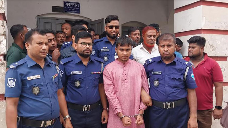 স্কুলছাত্রী ধর্ষণ ও হত্যার ঘটনায় তরুণের মৃত্যুদণ্ড স্কুলছাত্রী ধর্ষণ ও হত্যার ঘটনায় তরুণের মৃত্যুদণ্ড