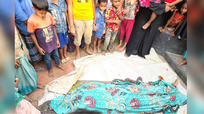 ঝগড়ার মধ্যে চাচাকে ছুরিকাঘাত যুবকের ঝগড়ার মধ্যে চাচাকে ছুরিকাঘাত যুবকের