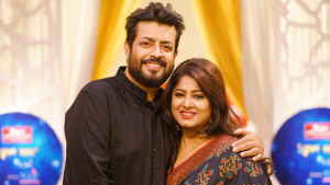 মৌসুমীর বিরুদ্ধে গ্রেপ্তারি পরোয়ানা, মুখ খুললেন ওমর সানী
