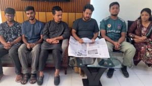 ডিবি হেফাজতে ৩২ ঘণ্টা অনশনে ছিলেন ছয় সমন্বয়ক