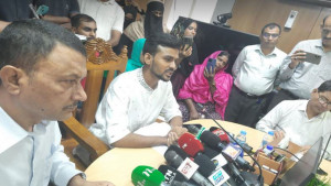 রানা প্লাজা দুর্ঘটনায় তদন্ত কমিটি গঠনের নির্দেশ শ্রম উপদেষ্টার
