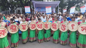 বিশেষ প্রার্থনা উৎসবে খরচ কমিয়ে বন্যার্তদের পাশে