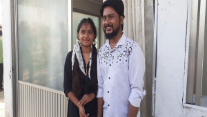 জোর করে নেওয়া হচ্ছিল ভারতে, ইমিগ্রেশনের সহায়তায় স্ত্রী তনুশ্রীকে পেলেন কবির