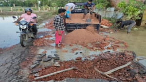 বন্যায় ক্ষতিগ্রস্ত ৫১ কিলোমিটার রাস্তা মেরামত করেছে এলজিইডি