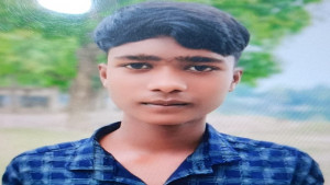 নাচোলে শিক্ষার্থীর চোখ উপড়ানো লাশ উদ্ধার