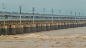 এবার ফারাক্কার ১০৯ গেট খুলল ভারত