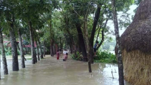 ভারী বর্ষণে ফটিকছড়ির নিম্নাঞ্চল প্লাবিত, বিপর্যস্ত জনজীবন