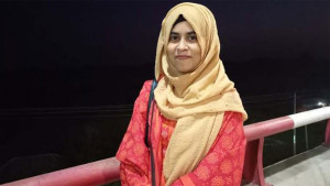 গৃহবধূকে ‘হত্যা’, মরদেহ পৌঁছে দিতে এসে স্বামী-শাশুড়ি আটক