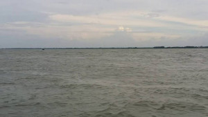 ফারাক্কার ১০৯ গেট খোলায় পানি বাড়ছে পদ্মায়