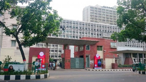 চুক্তিতে সচিব হলেন অবসরে যাওয়া ৫ কর্মকর্তা