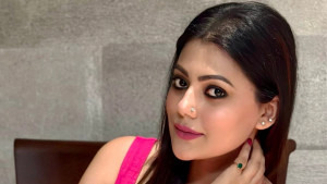 রাস্তায় ছাত্রদের দায়িত্ব পালন, মন ভালো করে দিচ্ছে তানজিকার
