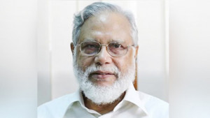 সাবেক প্রধান বিচারপতি খায়রুল হকের বিরুদ্ধে মামলার আবেদন