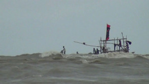 সাগরে নিখোঁজ হন জেলে কান্না থামে না পরিবারে
