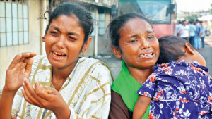 স্বজনের আর্তনাদ, অপেক্ষা দেহাবশেষ পাওয়ার