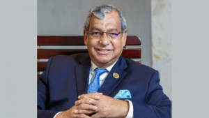 প্রতাপশালী তাকসিমও এখন ‘ডুমুরের ফুল’