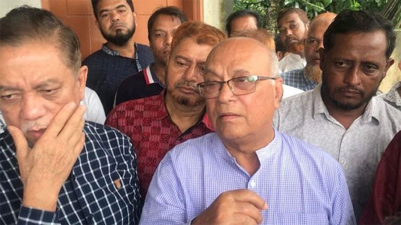 পুলিশকে যেন আর থানা থেকে পালাতে না হয় সেই ব্যবস্থা করতে চাই পুলিশকে যেন আর থানা থেকে পালাতে না হয় সেই ব্যবস্থা করতে চাই