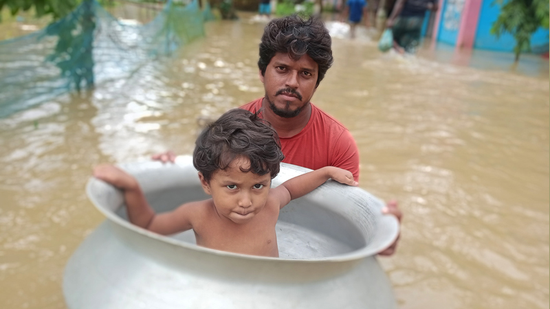 শুকনো খাবারে দিন যাচ্ছে শিশু জেসমিন তাইফাদের শুকনো খাবারে দিন যাচ্ছে শিশু জেসমিন তাইফাদের
