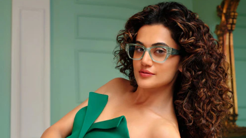দুই সপ্তাহেও শেষ হচ্ছে না তাপসীর জন্মদিন উদযাপন! দুই সপ্তাহেও শেষ হচ্ছে না তাপসীর জন্মদিন উদযাপন!