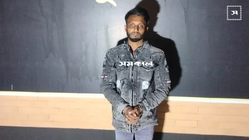 ঘুমের ওষুধ খাইয়ে কুপিয়ে হত্যা করা হয় জাহাজের ৭ জনকে: র্যাব ঘুমের ওষুধ খাইয়ে কুপিয়ে হত্যা করা হয় জাহাজের ৭ জনকে: র্যাব
