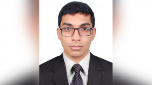 ঠিকাদারকে চড় মারলেন এসিল্যান্ড