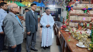 খ্রিষ্টান সম্প্রদায়ের সঙ্গে পররাষ্ট্র উপদেষ্টার শুভেচ্ছা বিনিময়
