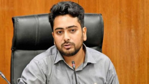 তথ্যপ্রযুক্তির যুগে গুজব প্রতিরোধ বড় চ্যালেঞ্জ: উপদেষ্টা নাহিদ