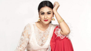 দ্বৈত চরিত্র দিয়ে ফিরলেন আইরিন