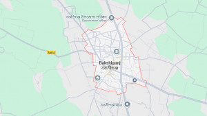 জমি নিয়ে বিরোধে বাড়িঘরে হামলা, অগ্নিসংযোগ