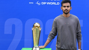 বাংলাদেশে চ্যাম্পিয়ন্স ট্রফি ট্যুরের উদ্বোধন 
