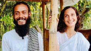 লালন দর্শনে ‘খেলাফত’ পেলেন ফরাসি নারী দেবোরাহ 