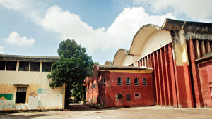 জমিস ফ্লোরে পিনিক, ৭ নম্বরে তুফানের নাবিলা