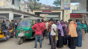 গোপালগঞ্জে তেলের ট্যাংকারের ধাক্কায় প্রাণ গেল নসিমন হেলপারের