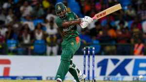সাজঘর থেকে ফিরে দুর্দান্ত ইনিংস, যা বললেন জাকের
