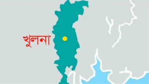 খুবি শিক্ষার্থীদের সঙ্গে শ্রমিকদের পাল্টাপাল্টি ধাওয়া, বাস টার্মিনাল অবরোধ
